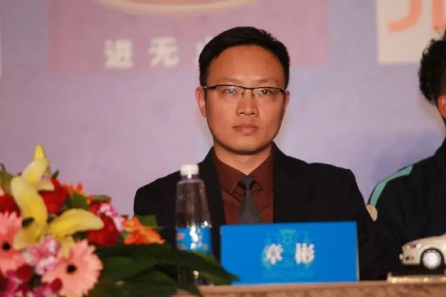 香蕉依依精品视频在线播放